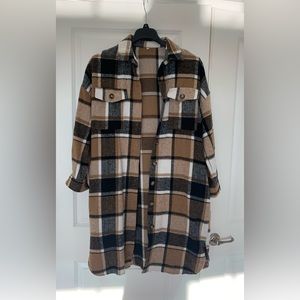 Women’s oversized shacket